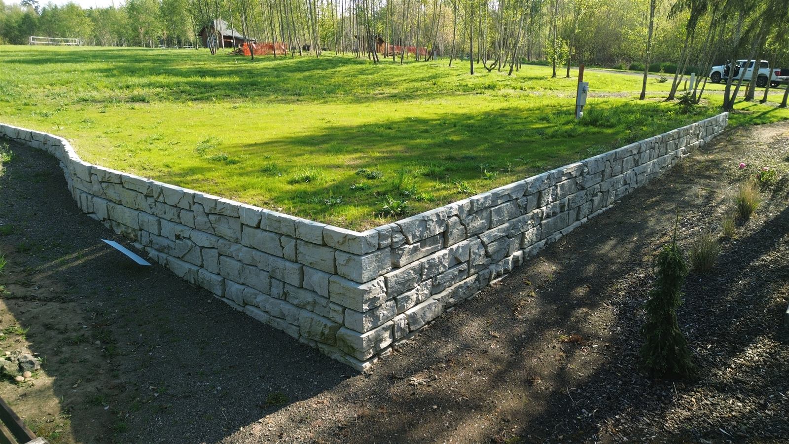 Mayfield Camp Verti-Block retaining wall, photo 3